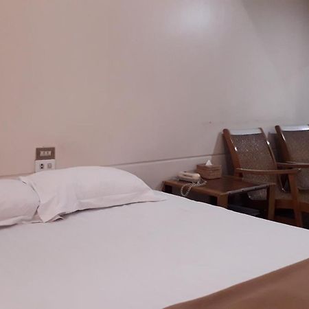 Taim Phyu Hotel Mandalaj Zewnętrze zdjęcie
