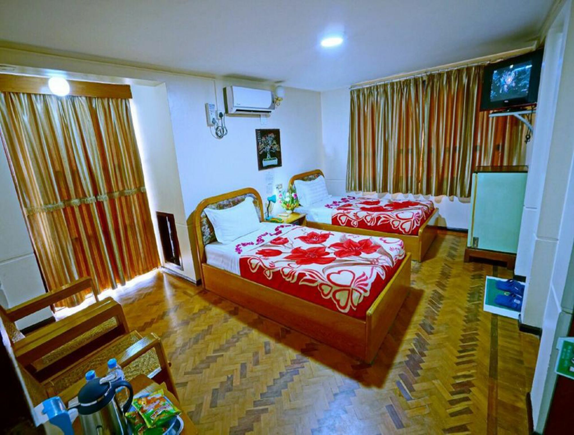 Taim Phyu Hotel Mandalaj Zewnętrze zdjęcie